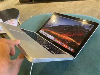 个人苹果笔记本电脑超薄款macbookAir转让 个人苹果笔记本电脑超薄款macbookAir转让